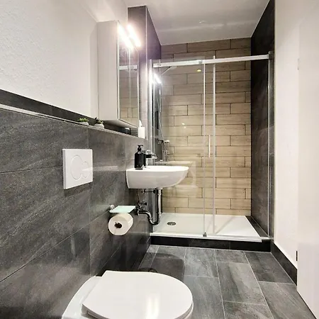 Tiny-Home-Stil Nah Am Rhein Mit Super Verkehrsanbindung Wiesbaden Exterior foto